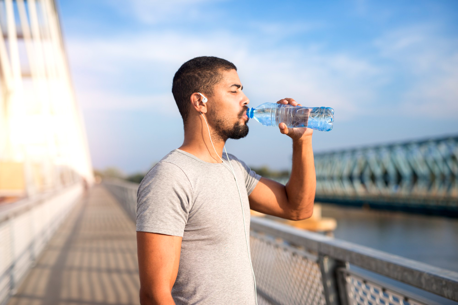 Should you drink water during workouts? Orthopaedic doctor explains